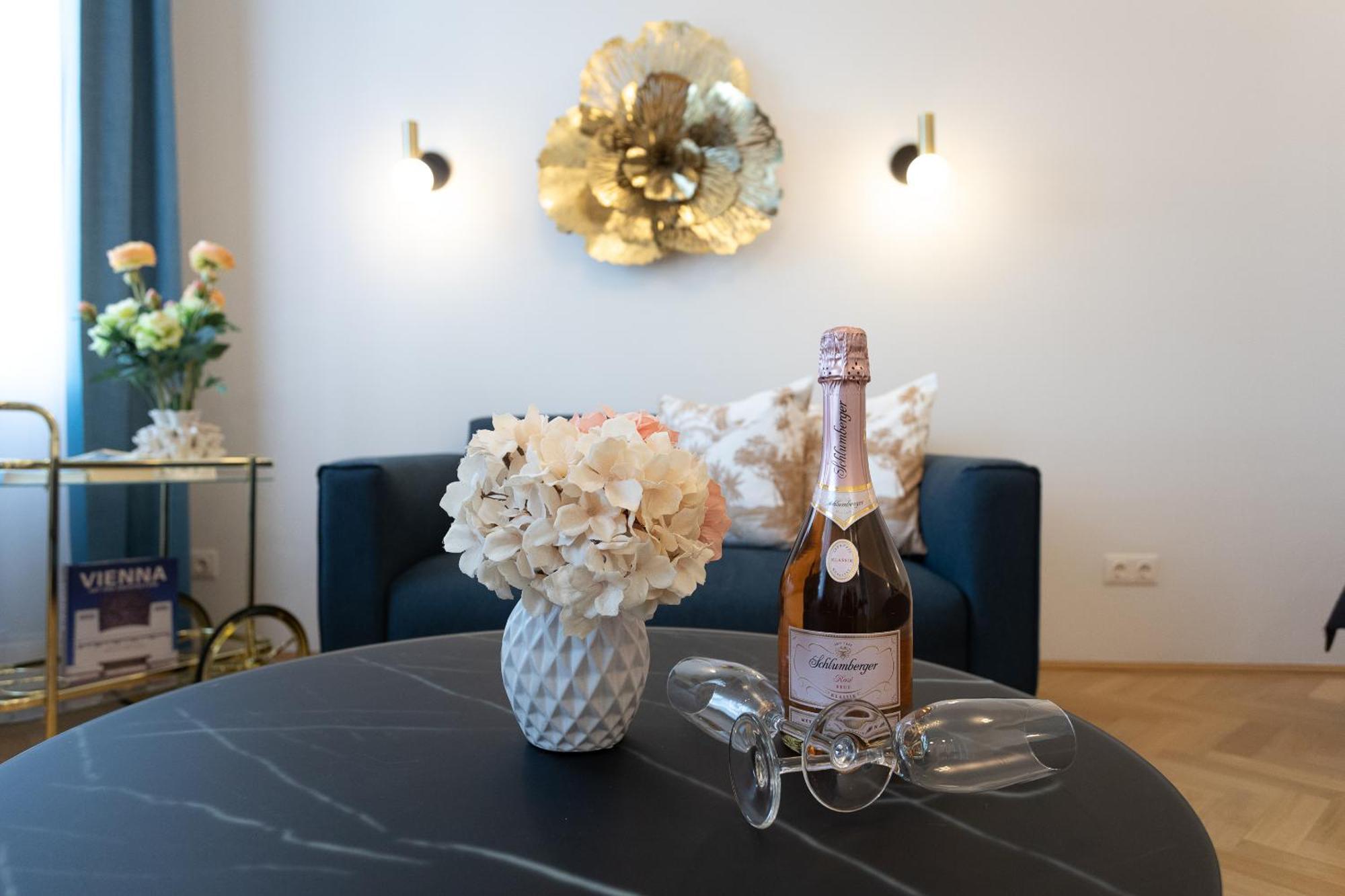 Boutique Residences At Gaudenzdorfer Виена Екстериор снимка